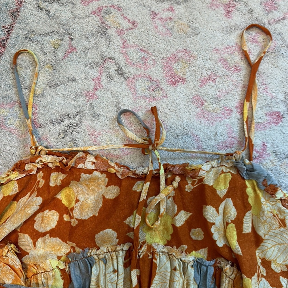 BOHO FLORAL FLOWY AND STRAPPY DRESS - Picture 4 of 5